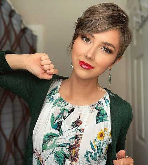 Short Fine Hairstyles with Bangs