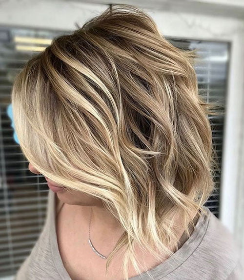 Wavy Short Summer Haircuts