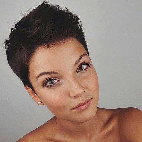 Short Styles for Brunette Women