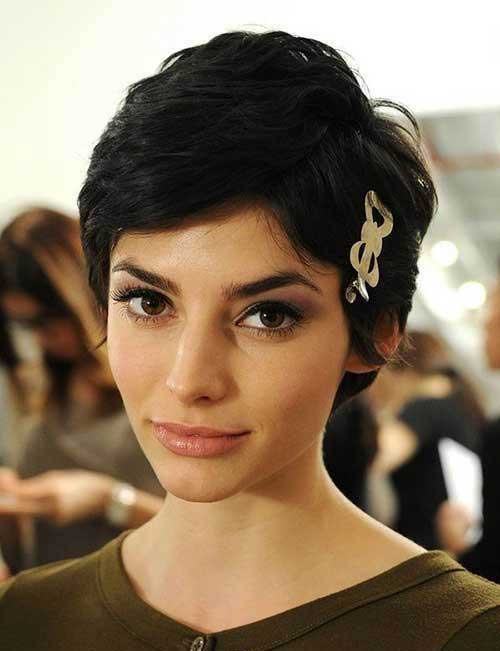 Short Styles for Women with Thick Hair