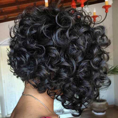Spring Bob Hairstyles for Curly Hair