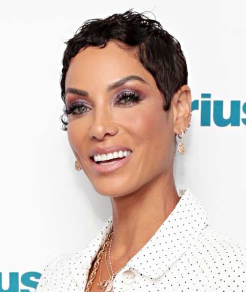 Short Nicole Murphy Hairstyles for Black Women 2020