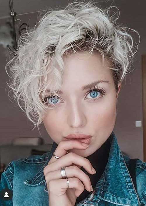 Curly Pixie Hairstyles with Bangs-7