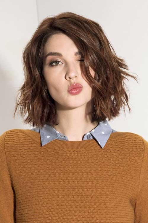 Short Haircuts for Frizzy Brown Hair