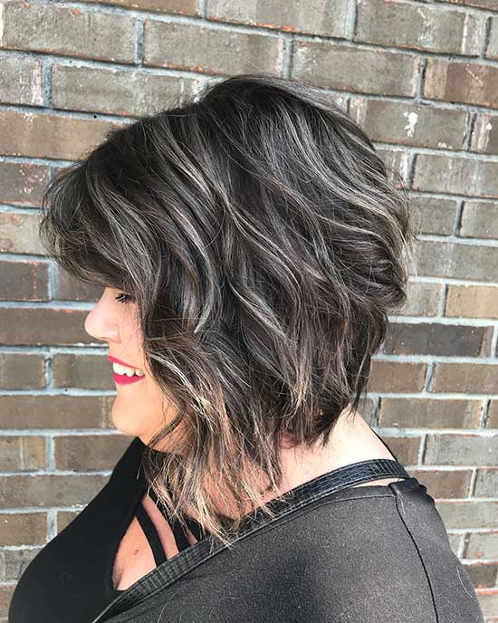 Short Dark Hairstyles for Fat Girls-7